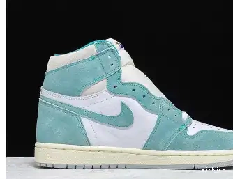 AIR AIR - HIGH JORDAN 1 'TURBO RETRO JORDAN GREEN' 555088-311 - OG 0525